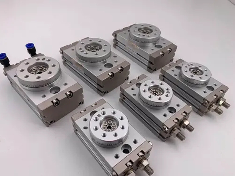 旋转，摆动产品